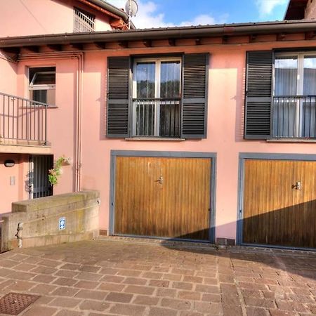 Casa Vacanza Angolo Della Corte Appartement Como Buitenkant foto