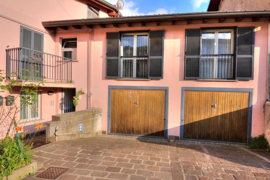 Casa Vacanza Angolo Della Corte Appartement Como Buitenkant foto